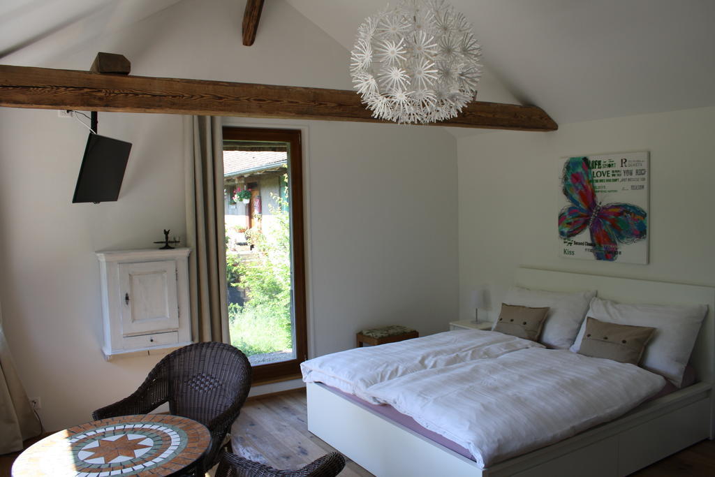 Ofenhaus Villa Murten Værelse billede